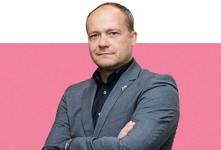 Porträt von Stefan Krämer, stellvertretender Aufsichtsratsvorsitzender der Legends One Capital AG.
